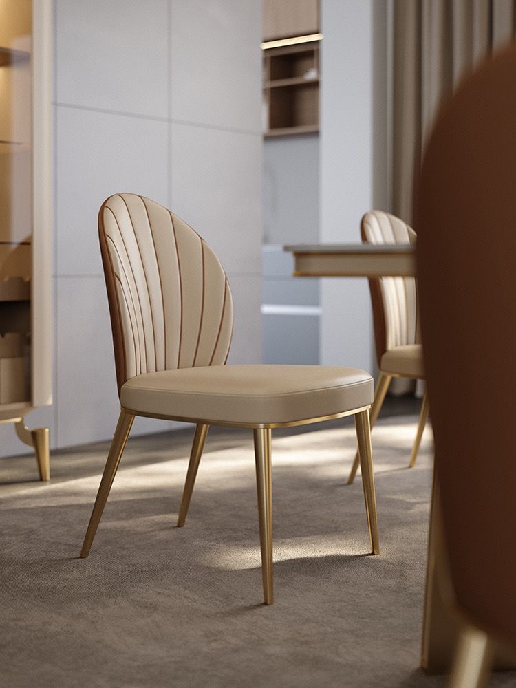 Ghế ăn inox mạ titan vàng bọc da công nghiệp cao cấp GA043