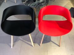 Ghế eames ORTYX-S446