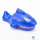  Hộp cá mập cắn tay 1621 