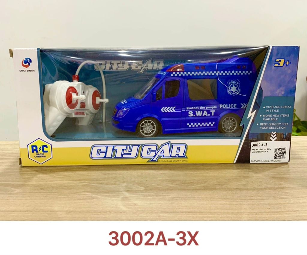  Xe cảnh sát điều khiển QS 3002A-3 