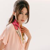  Tố nữ bên hoa cúc 90 