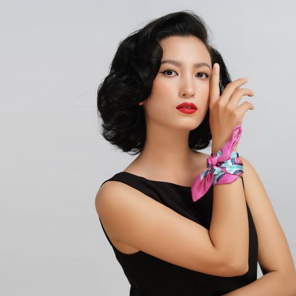  Khăn họa tiết sóng hồng 50 