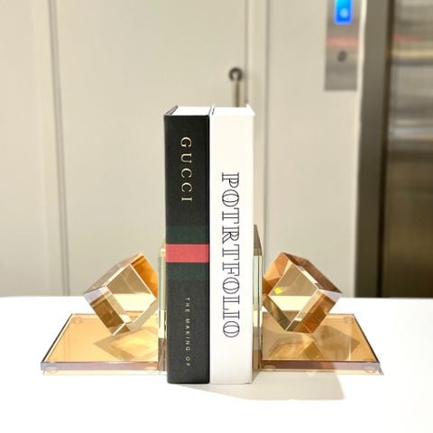 Chặn sách pha lê tinh thể