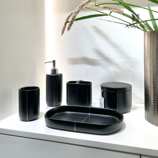 Set Kassatex Nero Bath Accessories AMASE Modern and Elegant Decor