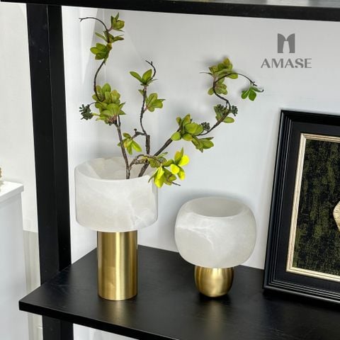 Decor/ Lọ hoa cách điệu đá tự nhiên phối chân đồng