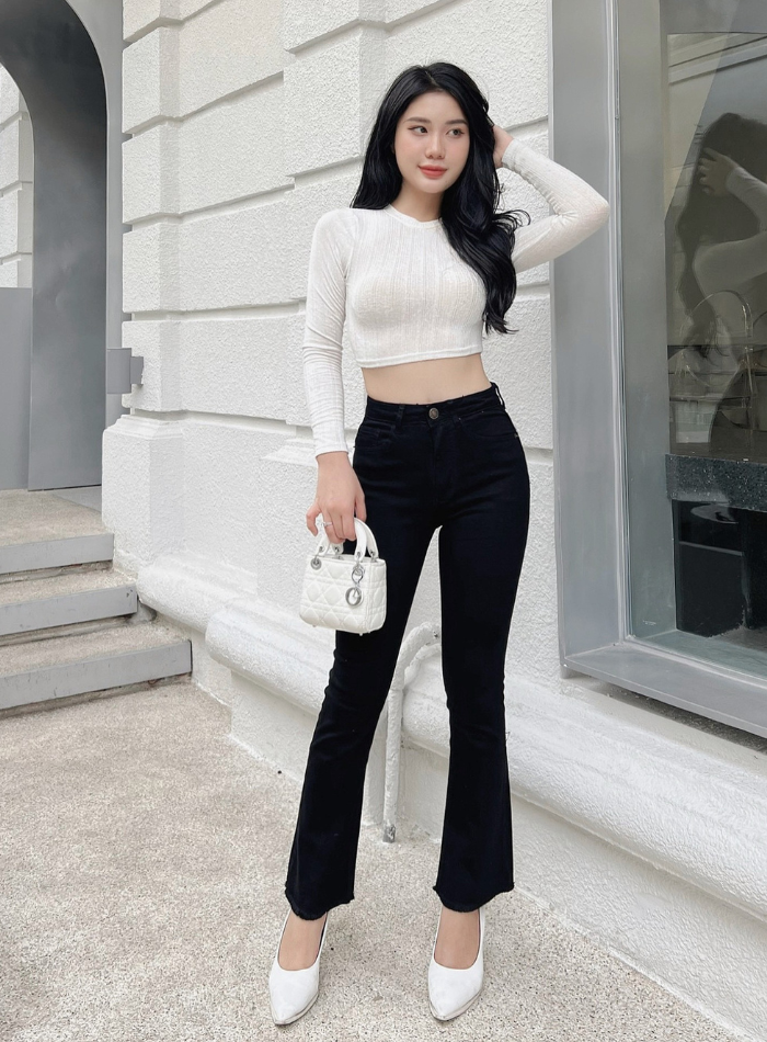  Quần jeans ống loe nữ đen và trắng dáng dài lai cắt co giãn tốt HQJeans mẫu thiết kế HQ81 
