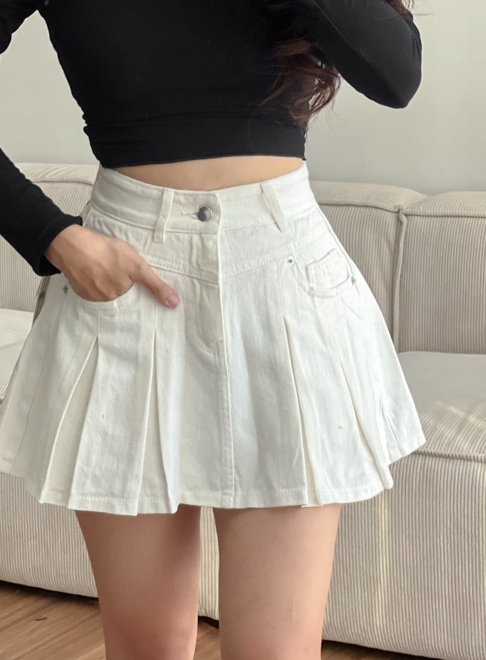  HQJeans Chân váy jeans cotton xếp ly dáng A xòe may nét bên trong có short jeans mẫu thiết kế mới HQ169 