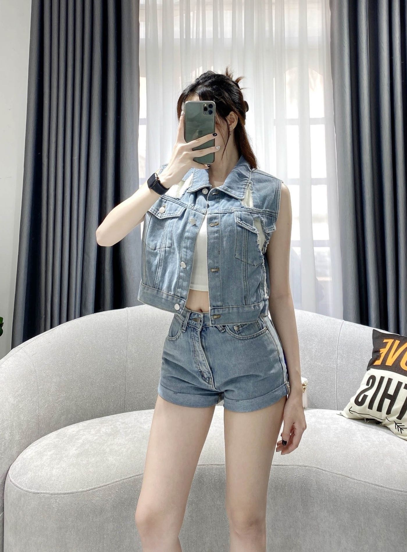  HQJeans Áo khoác jeans nữ cao cấp dáng ghile freesize không tay wash mụi chất lượng xuất khẩu mẫu thiết kế HQ155 