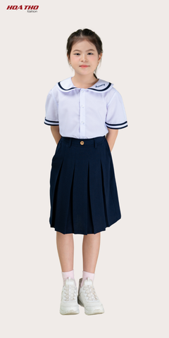  Váy short nút gỗ 