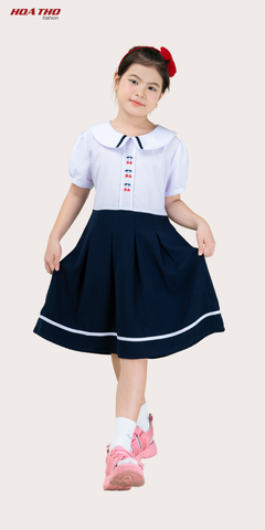  Đầm Thêu Ngực Cherry 