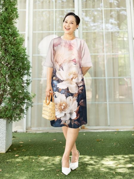  Đầm suông cổ tròn họa tiết, tay bèo lửng 1623/4.167 