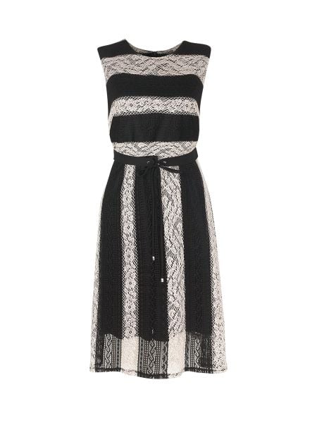  Đầm thun ren sát nách, cổ tròn đai eo 3607/3.215 