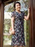  Đầm ren thêu hoa, cổ tim đắp, eo đính nơ, tay ngắn 