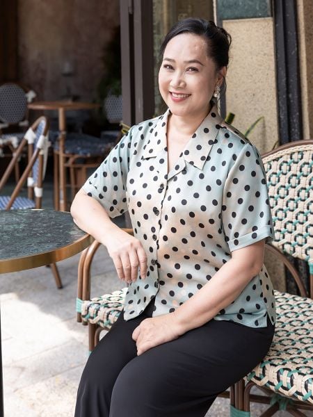  Hạnh áo sơ mi in họa tiết bi đen, phối màu lãng mạn, tay ngắn 5402/5.152 