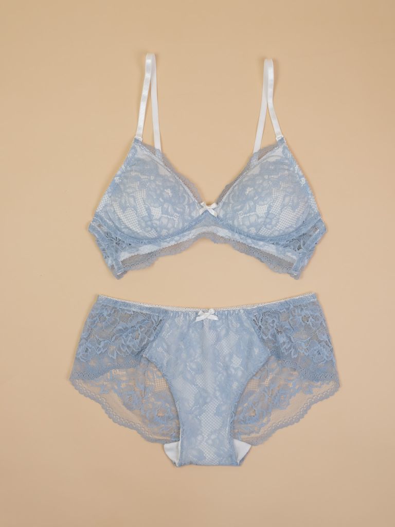 Bra Cup V Ren Sắc Sảo