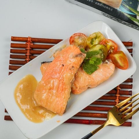  Cá hồi sốt miso 