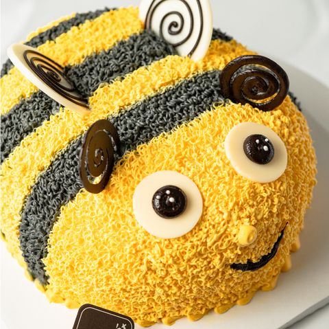  Bánh kem Chú ong DPK025 