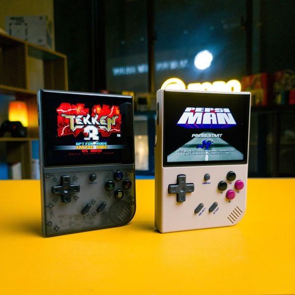  Máy chơi game cầm tay RG35XX Plus 