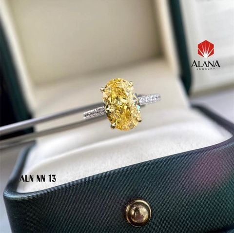  NHẪN NỮ OVAL 10x12 MOISSANITE VIVID YELLOW 