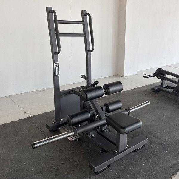 GC5064 Standing Hip Thrust Machine
