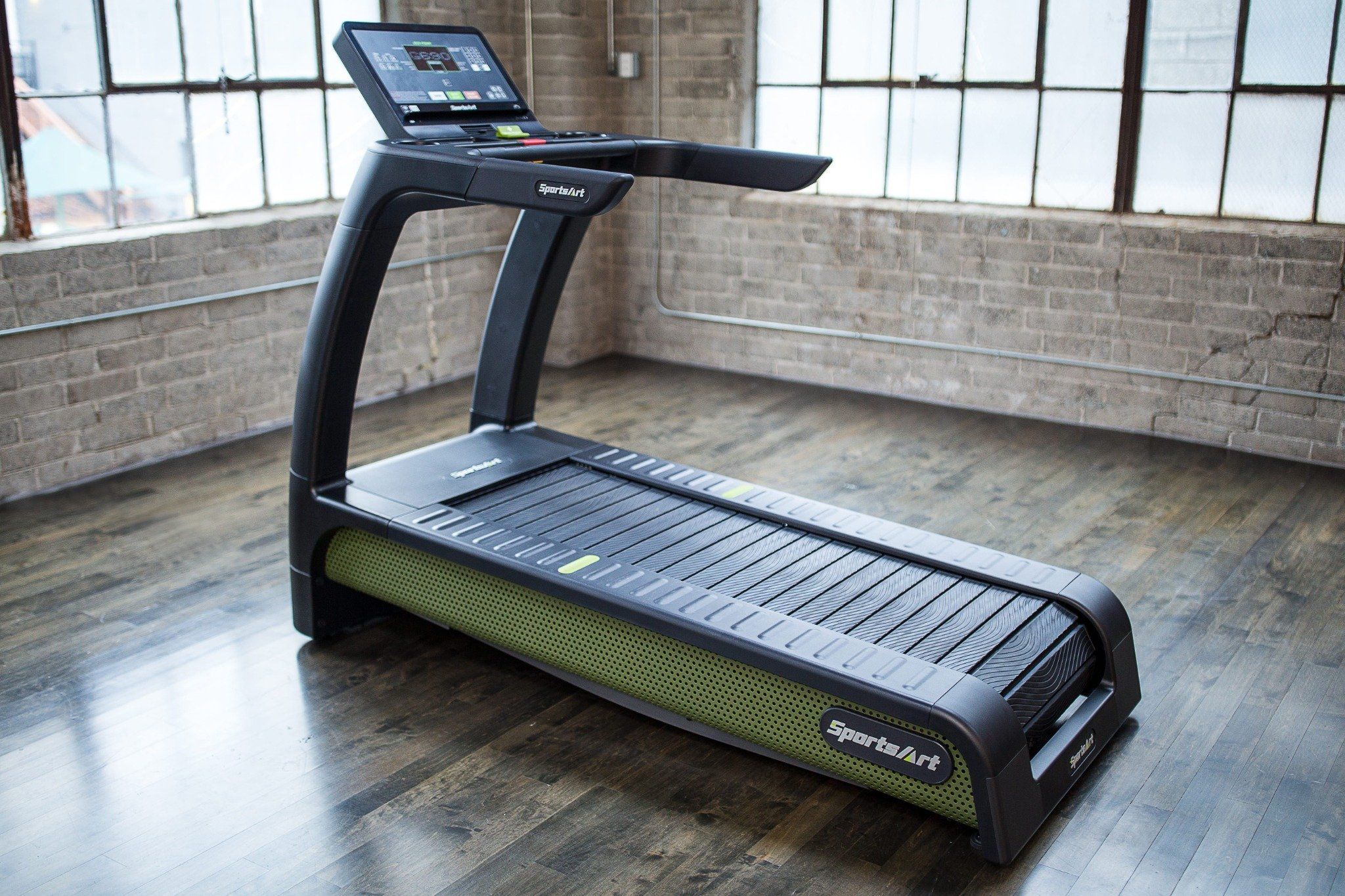 G690 VERDE TREADMILL