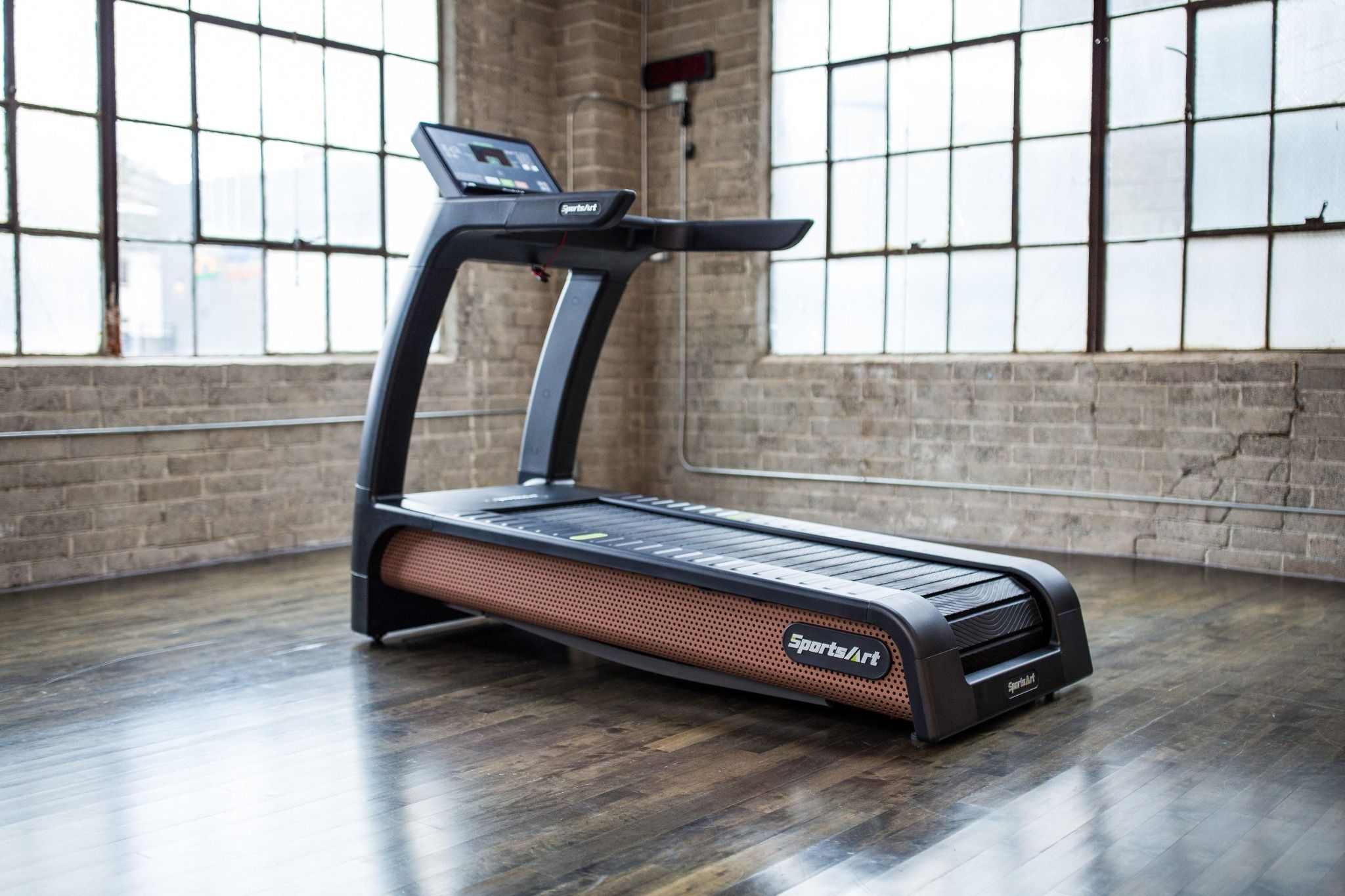 N685 VERDE TREADMILL