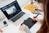  Bảng vẽ Wacom Intuos S (Bluetooth, Black) 