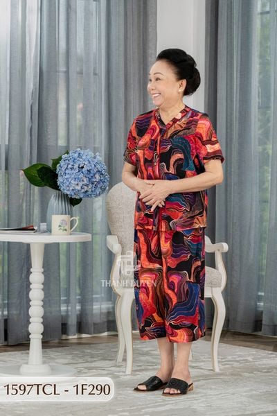 1597TCL- Đồ bộ Tole cho bà mặc nhà Thành Duyên, cổ lá trầu , tay ngắn, quần lửng, không rút, thoáng mát (23-10-2024)