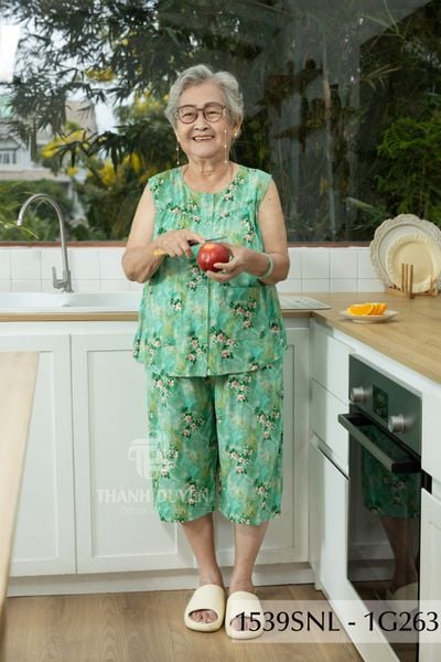 1539SNL Đồ bộ Tole cho bà mặc nhà Thành Duyên, cổ tròn, sát nách, quần lửng, không rút, thoáng mát(06-24)