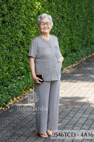 9546TCD(4A) Đồ bộ bông cho bà mặc nhà Thành Duyên chất liệu Thun cao cấp, cổ tròn, tay ngắn, quần dài (2025)