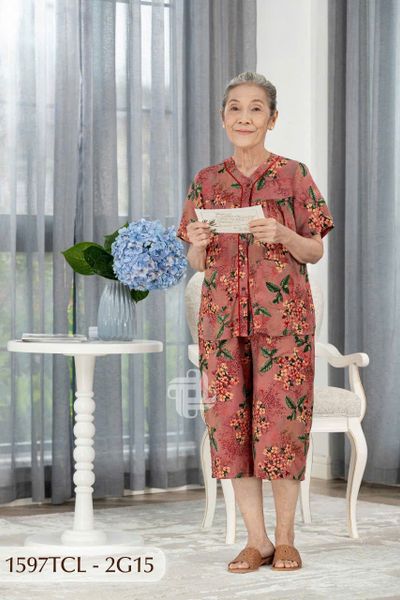 1597TCL- Đồ bộ Tole cho bà mặc nhà Thành Duyên, cổ lá trầu , tay ngắn, quần lửng, không rút, thoáng mát (23-10-2024)