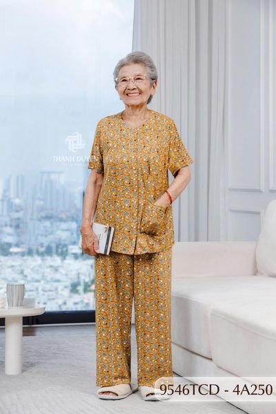 9546TCD(4A) Đồ bộ bông cho bà mặc nhà Thành Duyên chất liệu Thun cao cấp, cổ tròn, tay ngắn, quần dài (2025)