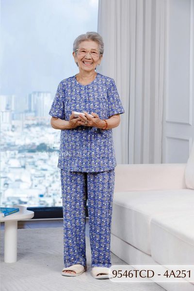 9546TCD(4A) Đồ bộ bông cho bà mặc nhà Thành Duyên chất liệu Thun cao cấp, cổ tròn, tay ngắn, quần dài (2025)