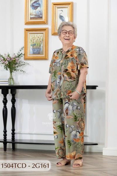 1504TCD Đồ bộ bông cho bà mặc nhà Thành Duyên cổ tròn, tay ngắn, quần dài (28-07-2023)