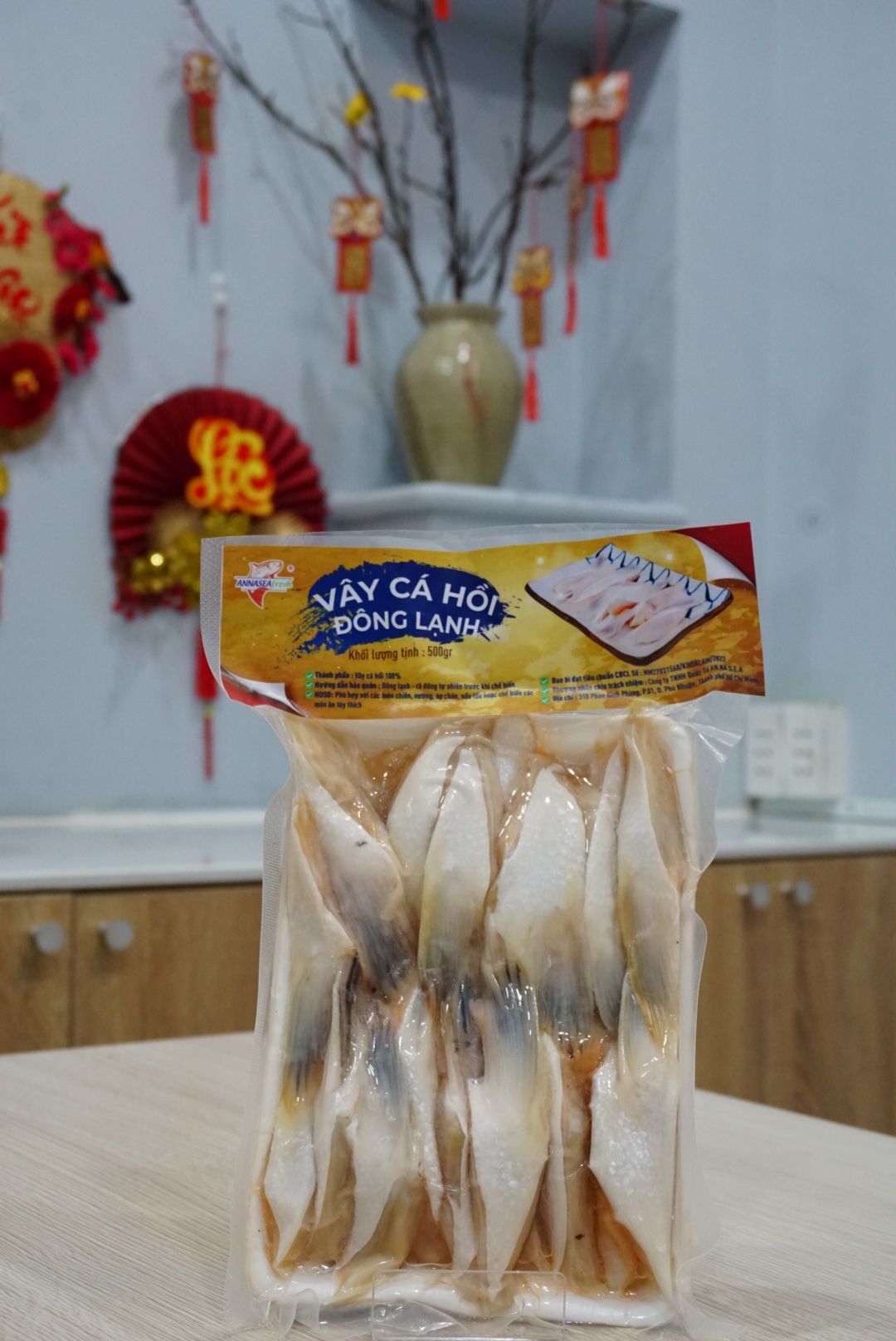  Vây cá hồi đông lạnh- khay 500gr 