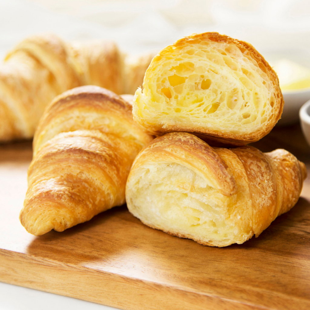  Bánh Sừng Trâu Bơ Truyền Thống Mini  25.5% bơ D'OR (8 bánh) 