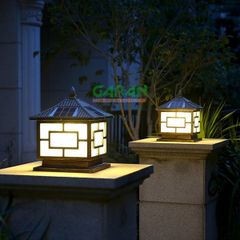 Đèn Trụ Cổng Năng Lượng Mặt Trời HCM Hình Ngôi Nhà Mái Chóp Màu Vàng Đồng