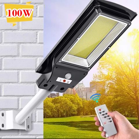 Đèn đường năng lượng mặt trời