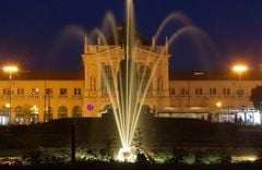 Vòi Phun Nước Nghệ Thuật Hình Pháo Hoa 2 Tầng Phi 34mm