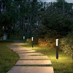 Đèn Led Sân Vườn Hình Trụ Dài 2W, Nhôm Tĩnh Điện, Màu Đen Có Chân Đế Đi Kèm