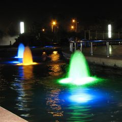 Đèn Led Dưới Nước Trang Trí Cho Đài Phun Nước, Hồ Bơi, Bể Cá IP68