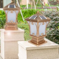 Đèn Gắn Trụ Cổng Năng Lượng Mặt Trời Mái Chóp Hình Trái Táo