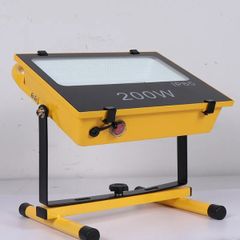 Đèn Xách Tay Năng Lượng Mặt Trời 100W/200W Chống Nước IP65