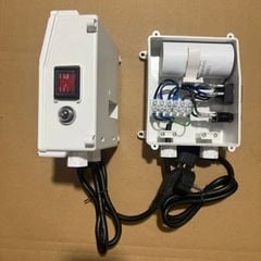 Hộp Điều Khiển Bơm Hỏa Tiễn 0.5HP - 3HP 1 pha 220V