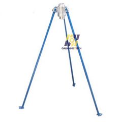 Súng Tưới Phun Mưa Cánh Đập Bằng Hợp Kim Nhôm Có Thể Điều Chỉnh Góc Quay 360˚ Ren Trong Đường Kính Phun 30m