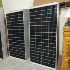 Tấm pin năng lượng mặt trời SS Solar SS64M-200W công suất 200W