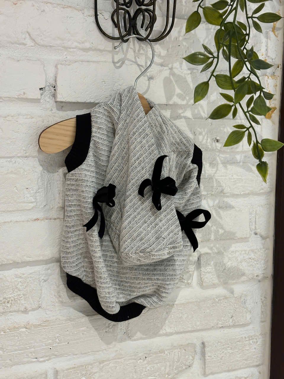  Áo Hoodie Bow Tie 