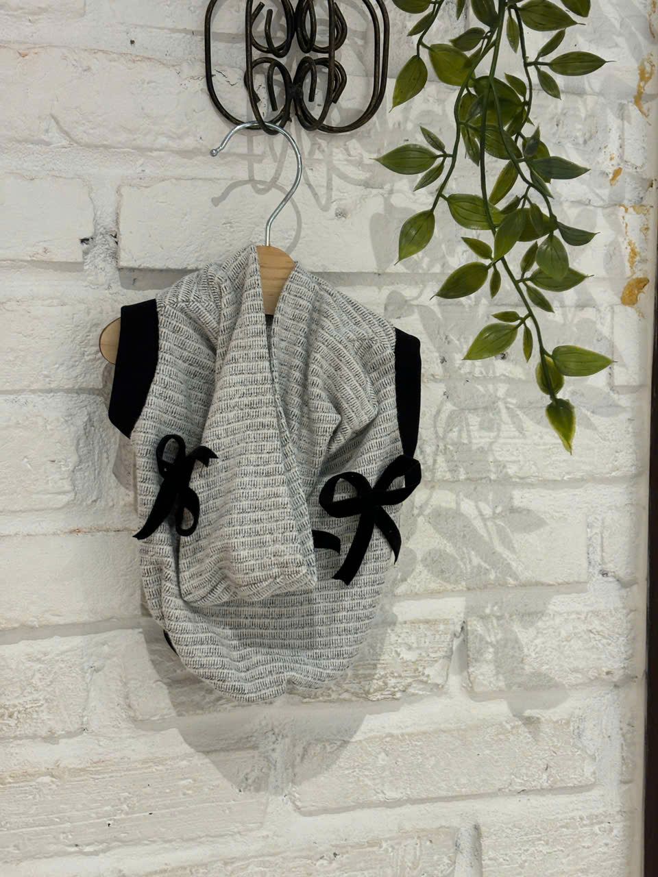  Áo Hoodie Bow Tie 