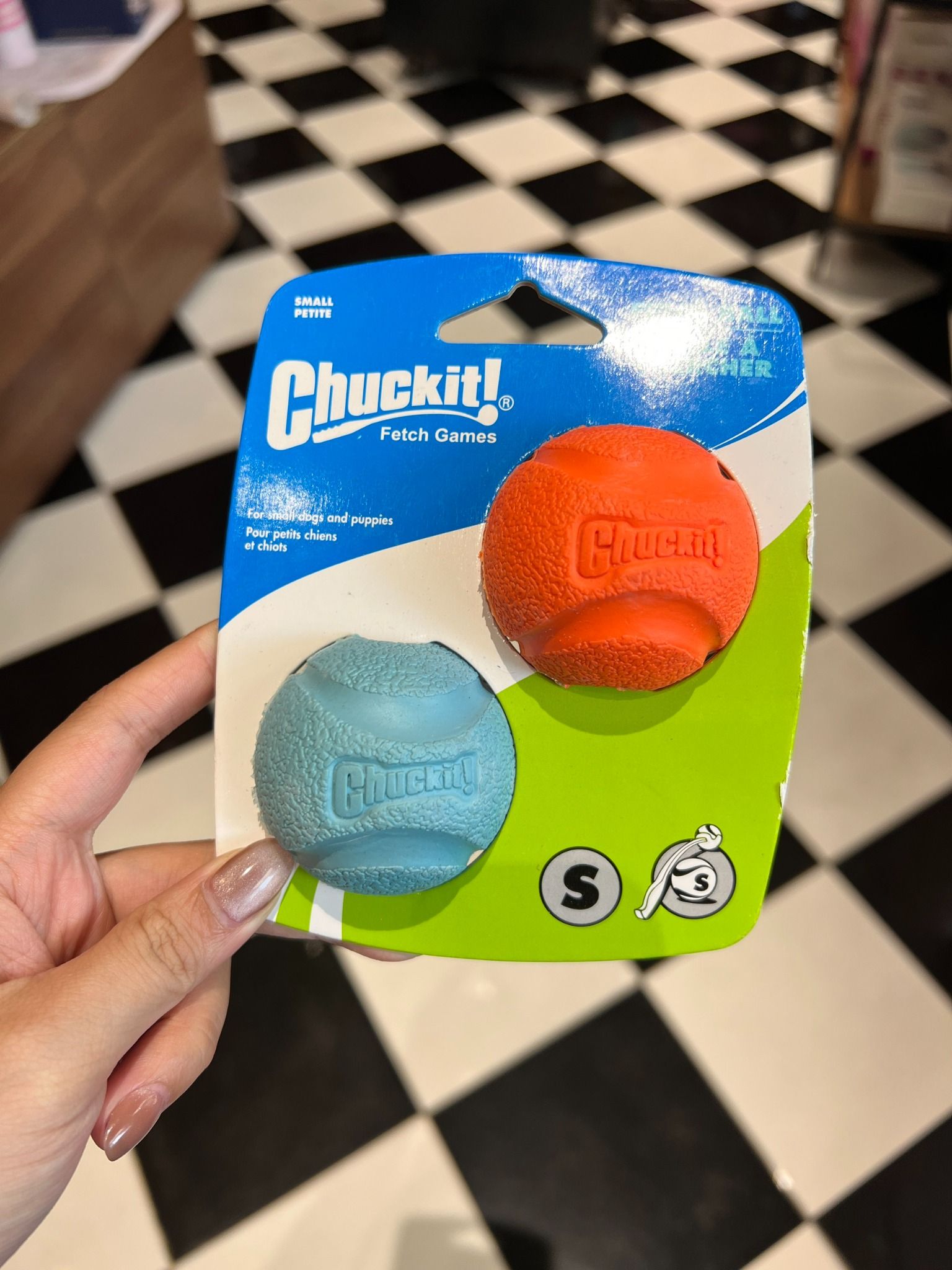  Set banh Chuckit cho cún 