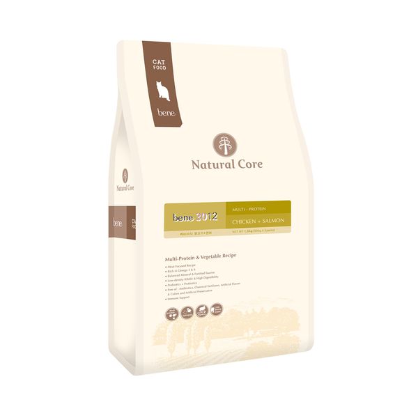 Thức ăn hạt dành cho mèo Thịt Gà & Cá Hồi Natural Core 